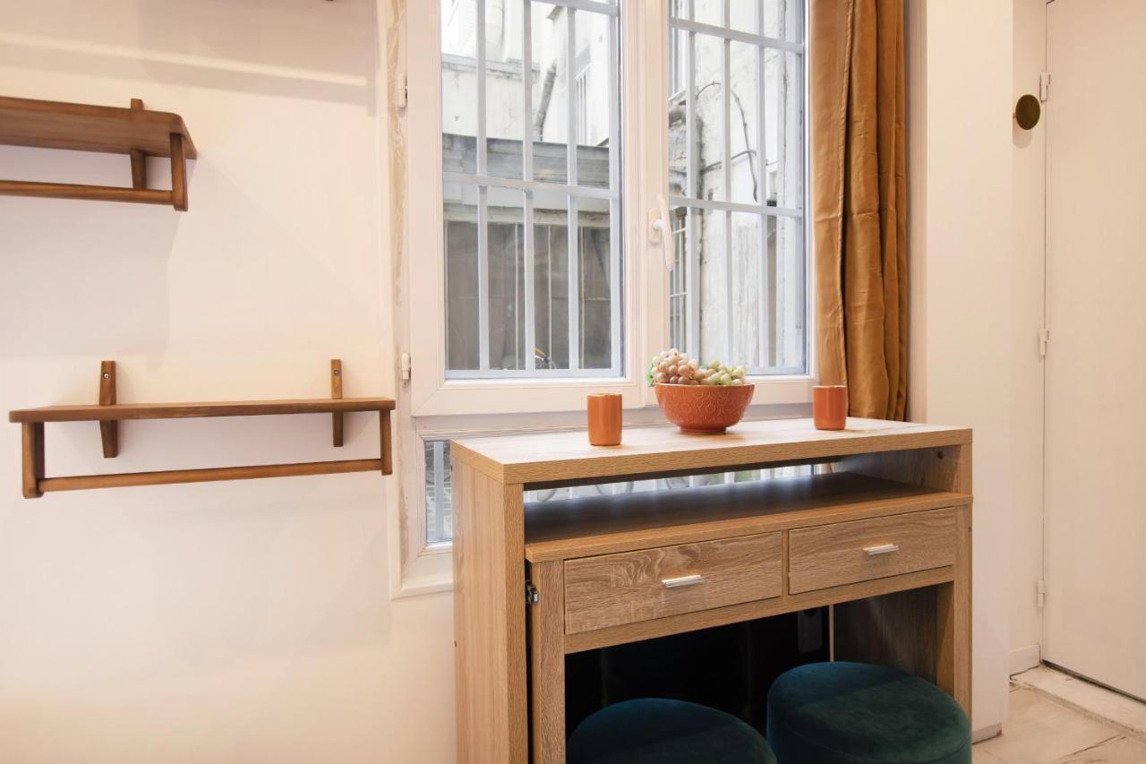 Guestready - Studio With Jacuzzi In The 10 Th Apartment Paris Exterior photo